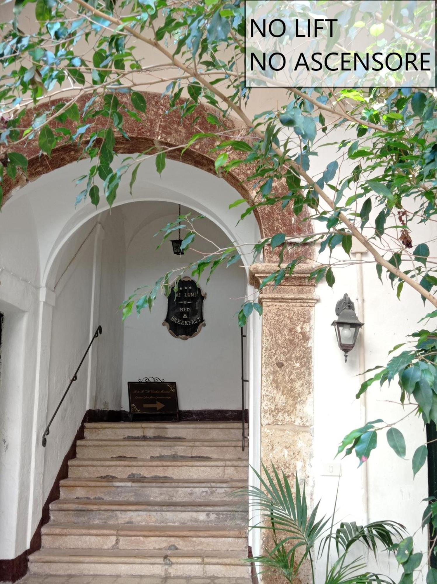 Ai Lumi Bed and Breakfast Trapani Buitenkant foto