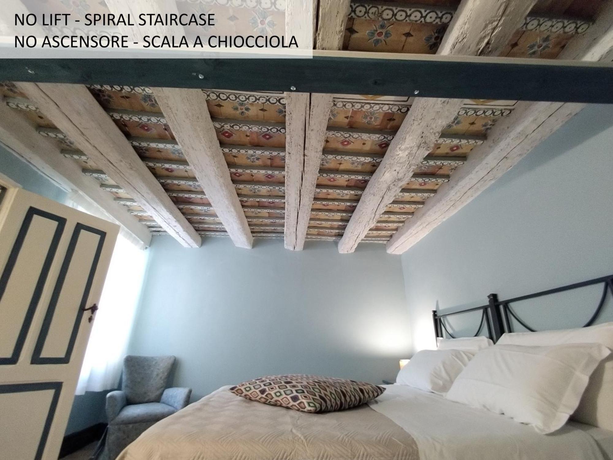 Ai Lumi Bed and Breakfast Trapani Buitenkant foto